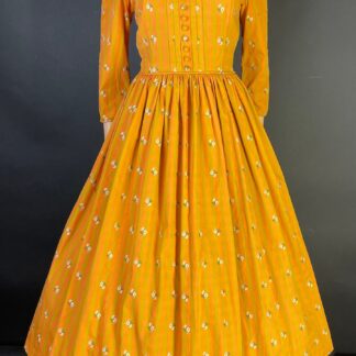 Stunning 1950s cotton day dress