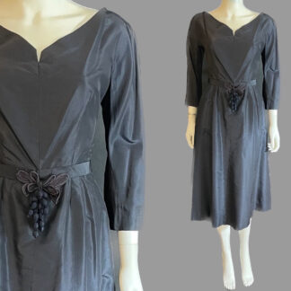 Stunning late 1940's silk dress