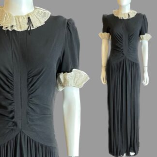 Stunning 1930's evening gown