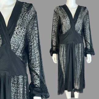 Beautiful 1920's lace dress