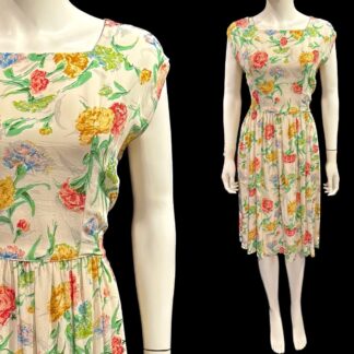 Beautiful 1940's volup summer dress