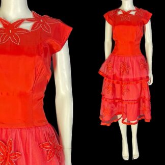 Really unusual 1940's volup party dress
