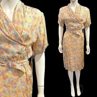 Lovely 1940's volup day dress