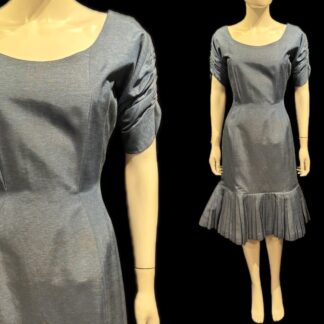 Stunning 1950's wiggle dress
