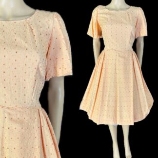 Adorable broderie anglaise 1950's day dress