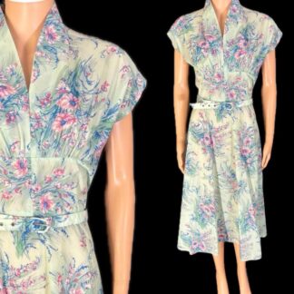 Really sweet 1940's nylon day dress by Lenaura