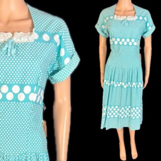 Lovely late 1940's early 1950's volup cotton summer dress by Amdeta