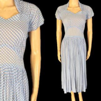 Beautiful 1940's day dress
