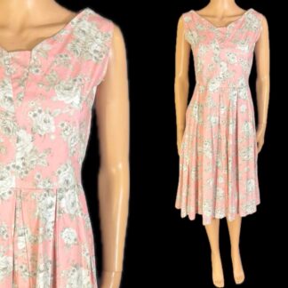 Adorable 1950's cotton day dress