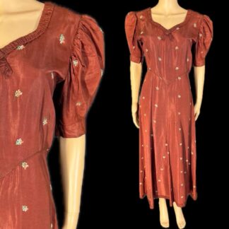 Lovely 1930's taffeta embroidered dress
