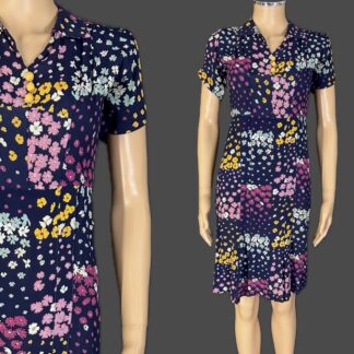 Stunning crepe early 1940's day dress