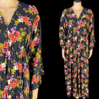 Wonderful winter weight 1970's kaftan