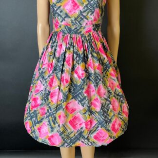 Cute 1950s day dress