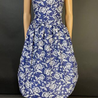 Gorgeous 1950s volup summer dress