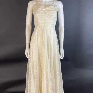 Really sweet 1940s wedding dress
