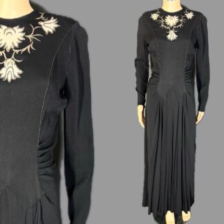 Stunning early 1940's crepe evening dress